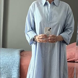Shirt dress with a kick! Suspect easy to throw on and wear.Lols great!